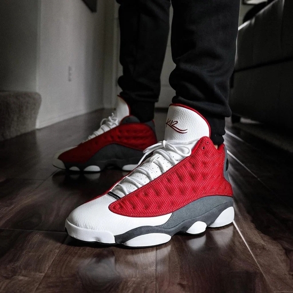 Air Jordan 13 Red Flints